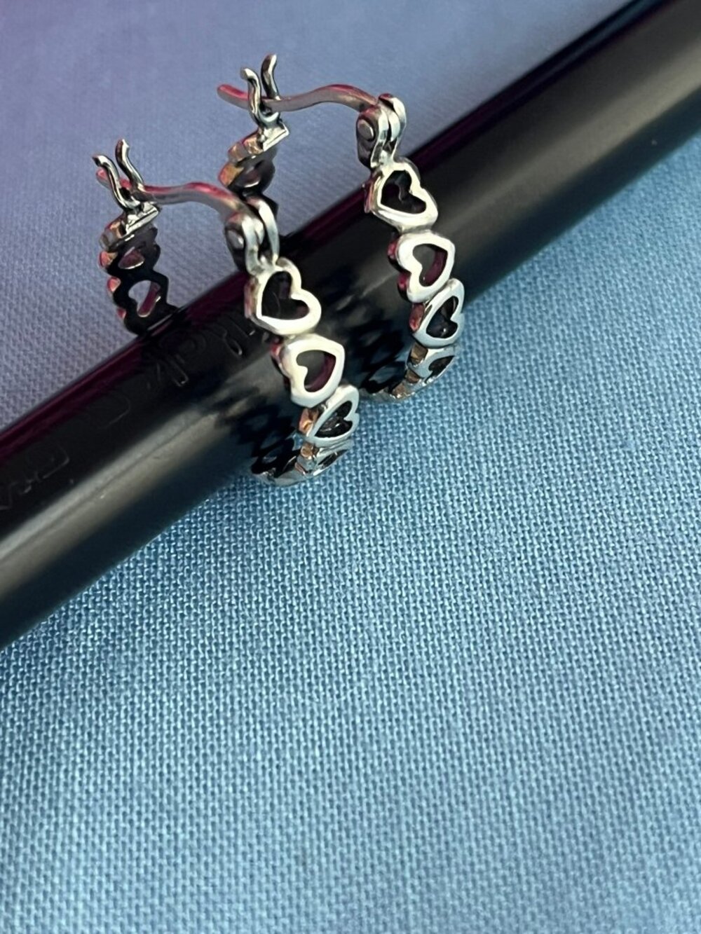 Sterling Silver hoop Heart Earrings, A beautiful design!